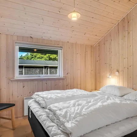 Skrollan - 200m To The Fjord By Interhome * Sindrup