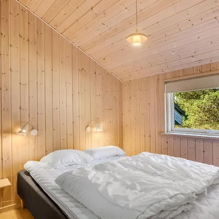 Skrollan - 200m To The Fjord By Interhome Semesterbostad Sindrup