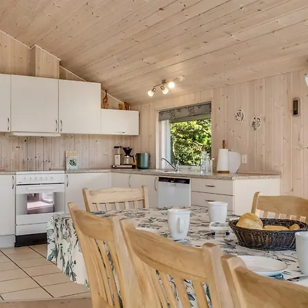 Skrollan - 200m To The Fjord By Interhome Sindrup